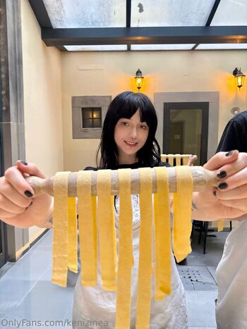 Full leaked Kenizinea private photo
