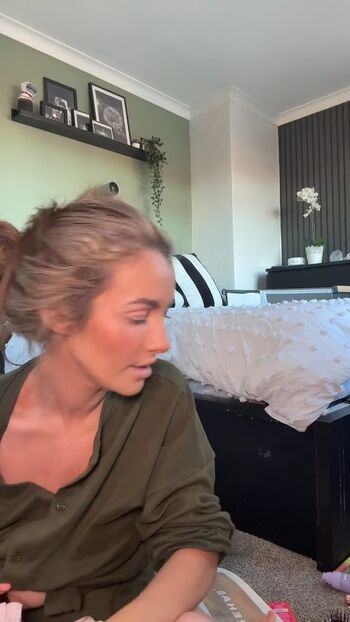 Full leaked Kerri roma private photo