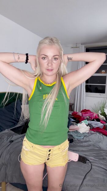 Full leaked Kerry carmody private photo