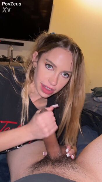 Khloe Kapri