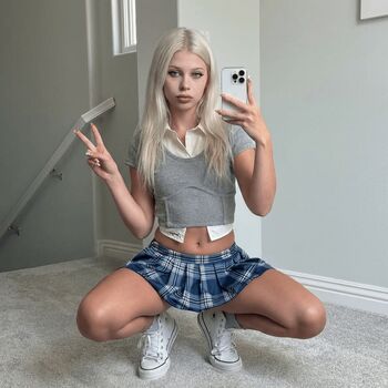 Full leaked Khloe rivers private photo
