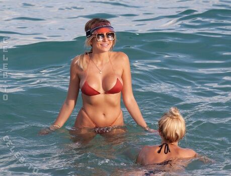 Full leaked Khloe terae page private photo