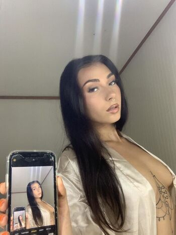 Khloeeg