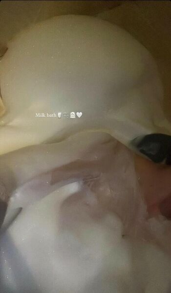 Full leaked Khosasih private photo