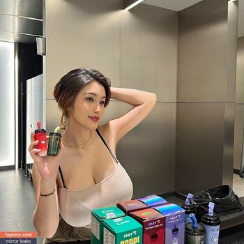 Full leaked Khosasih private photo