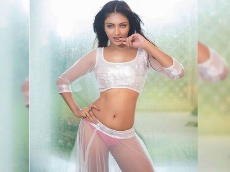Full leaked Khushi mukherjee private photo