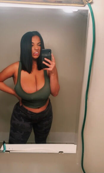 Full leaked Kiara w private photo