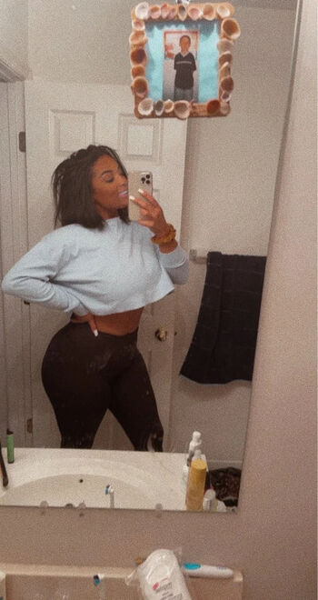 Full leaked Kiara w private photo