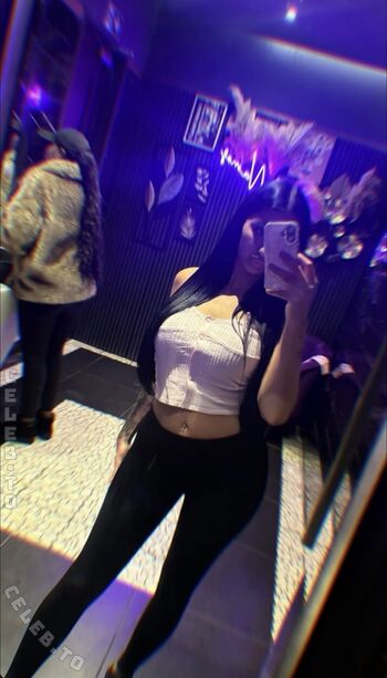 Full leaked Kiarababa private photo