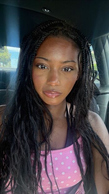 Full leaked Kiathefairy private photo