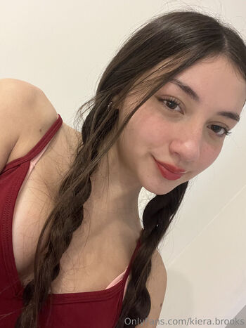 Full leaked Kiera private photo