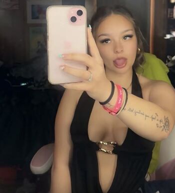 Full leaked Kiersten private photo