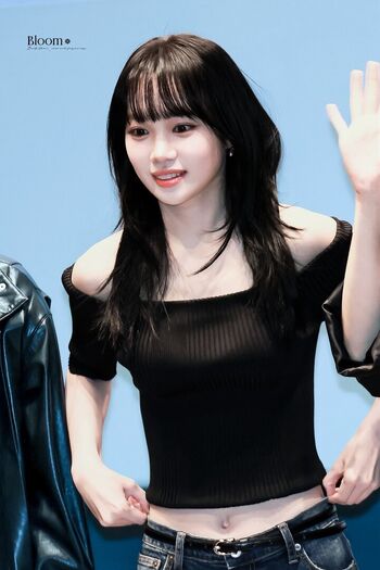 Full leaked Kim chaewon  page private photo