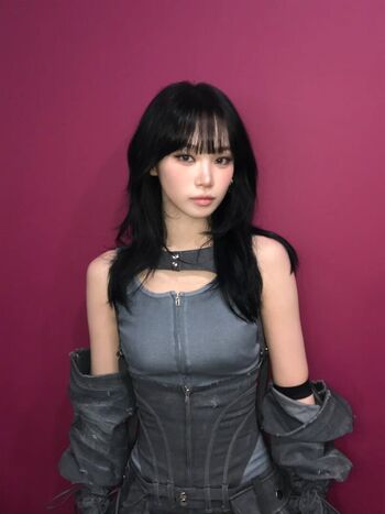 Kim Chaewon