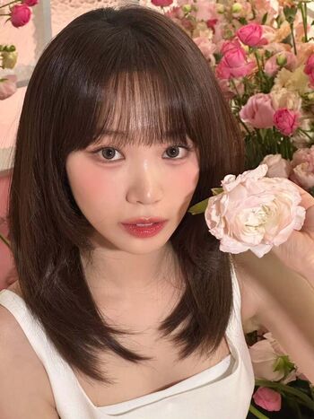 Kim Chaewon
