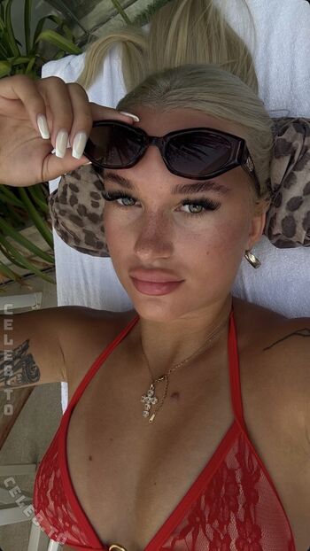 Full leaked Kim lxv private photo
