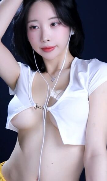 Full leaked Kim yu page private photo
