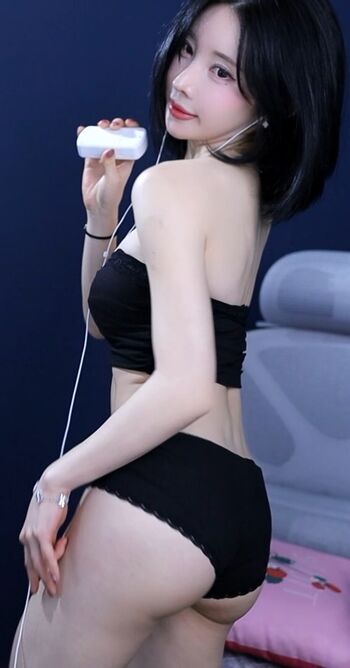 Full leaked Kim yu page private photo