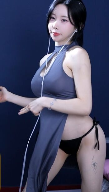 Full leaked Kim yu page private photo