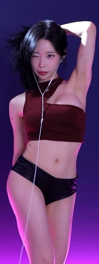 Full leaked Kim yu page private photo