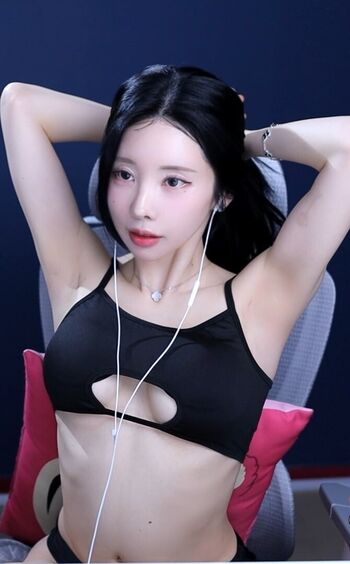 Full leaked Kim yu page private photo
