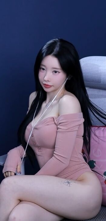 Full leaked Kim yu private photo