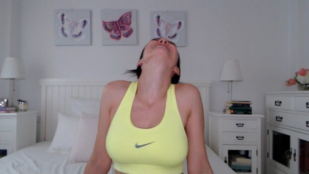 Full leaked Kimberleen private photo