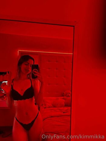 Full leaked Kimmikka private photo