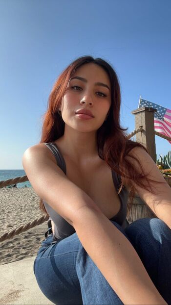Full leaked Kimmyroxana private photo