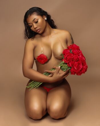 Full leaked Kimora lee private photo