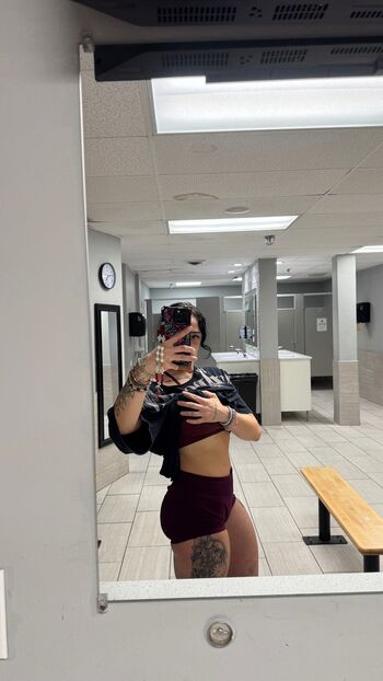 Full leaked Kingandrea private photo