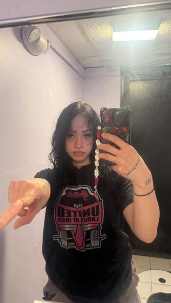 Full leaked Kingandrea private photo