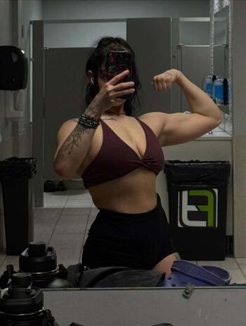 Full leaked Kingandrea private photo