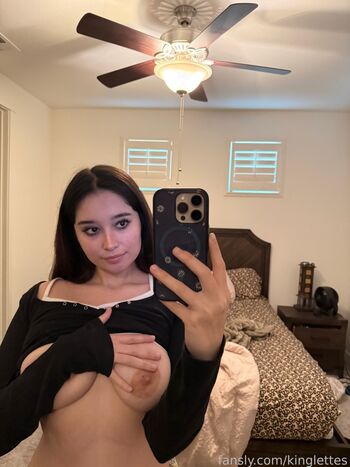 Full leaked Kinglettes page private photo