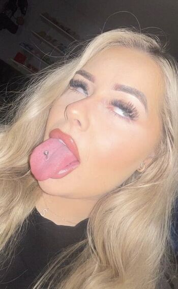 Full leaked Kinkybitchx private photo