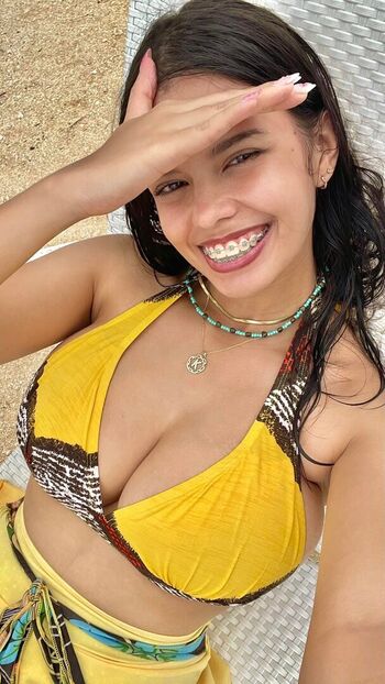 Full leaked Kiona stroobants page private photo