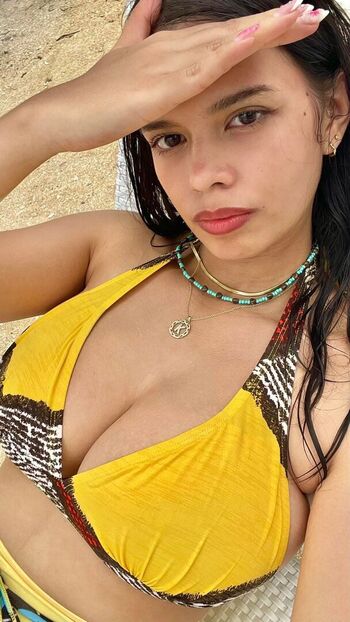 Full leaked Kiona stroobants private photo