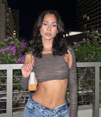Full leaked Kirra santos page private photo