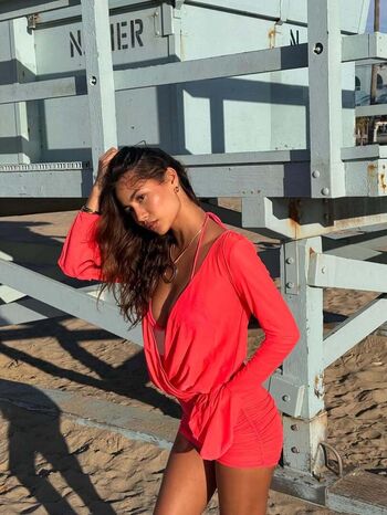 Full leaked Kirra santos page private photo