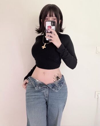Full leaked Kisuccubus private photo