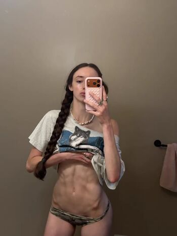 Full leaked Kitkatkira private photo