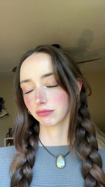 Full leaked Kitkatkira private photo