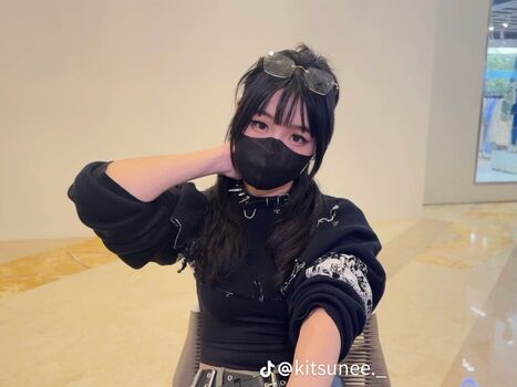 Full leaked Kitsune private photo