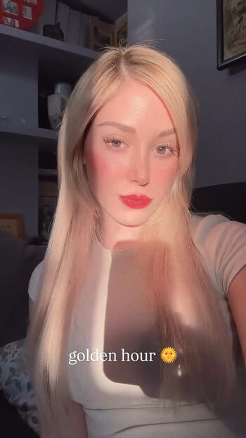 Full leaked Kitty aliice page private photo