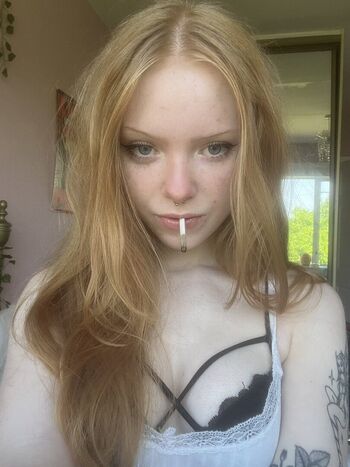Full leaked Kittyainsley private photo