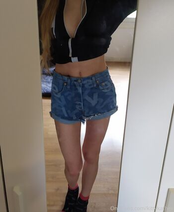 Full leaked Kittykathee private photo