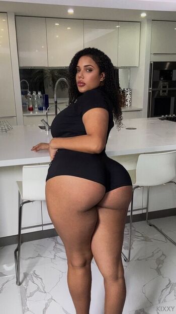 Full leaked Kixxy private photo
