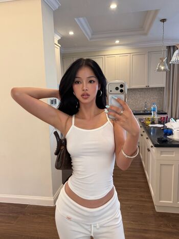 Full leaked Kkmmmkk private photo