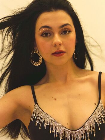 Full leaked Klara castanho page private photo