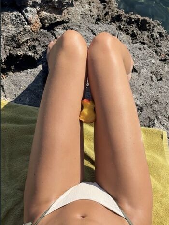 Full leaked Klarahellqvistt page private photo